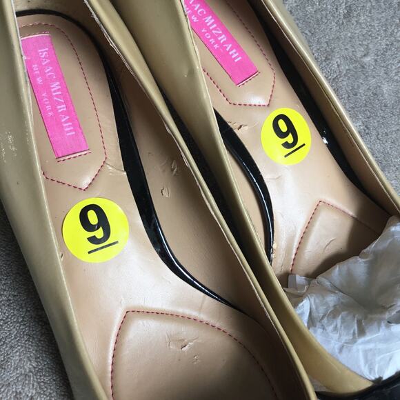 Isaac Mizrahi Jabria Pumps Classic Kitten Nude Black Pointy Heels Sz 9 - Picture 6 of 7